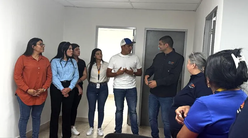 Ministro del Comercio Nacional inaugura nuevas oficinas en el Zulia